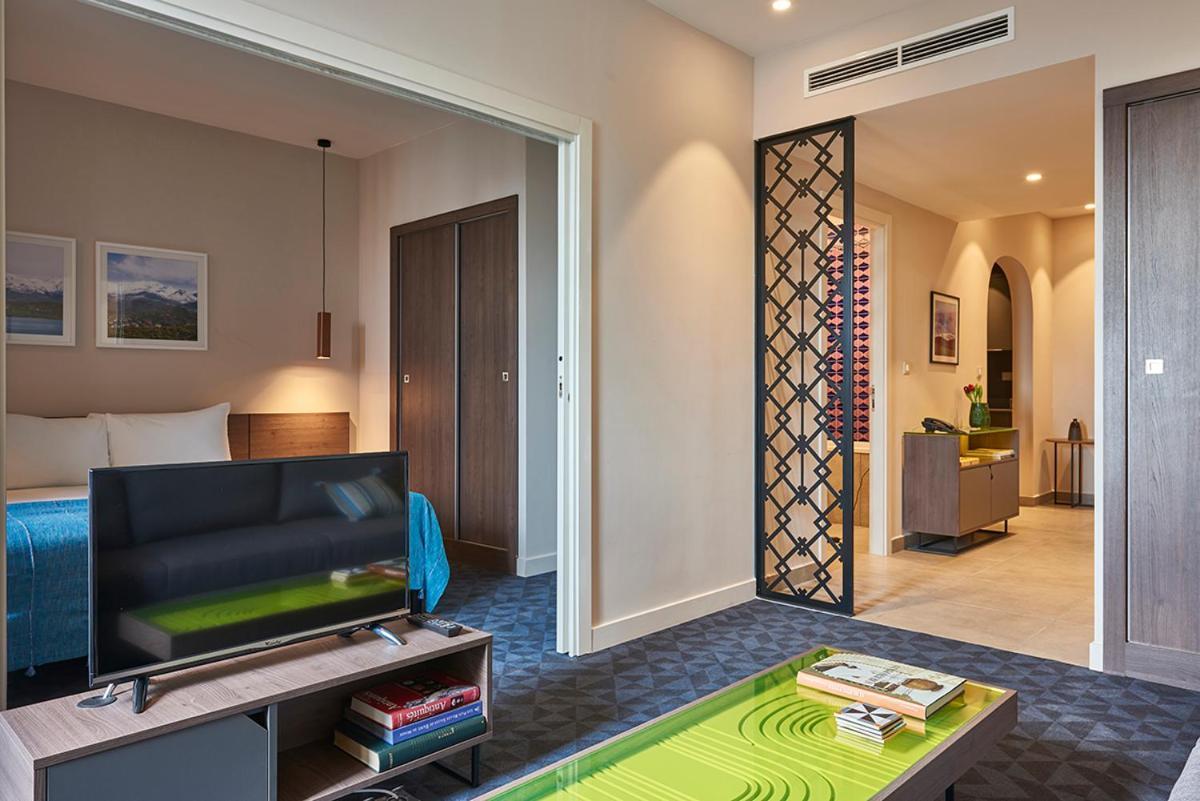 M Suite Hotel Algiers ภายนอก รูปภาพ